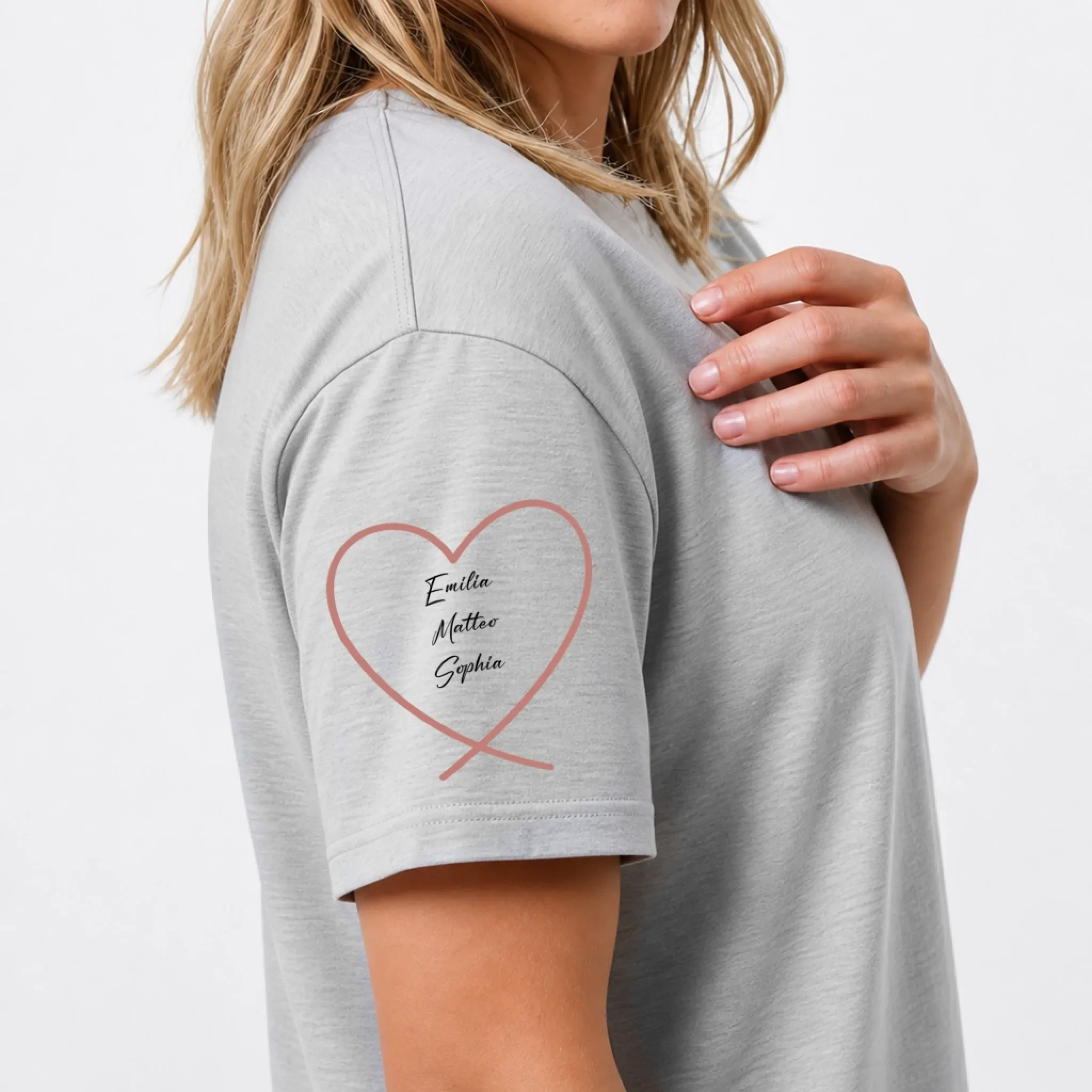 T-shirt personnalisé – Porter son cœur sur la manche – pour maman et mamie - Image 3