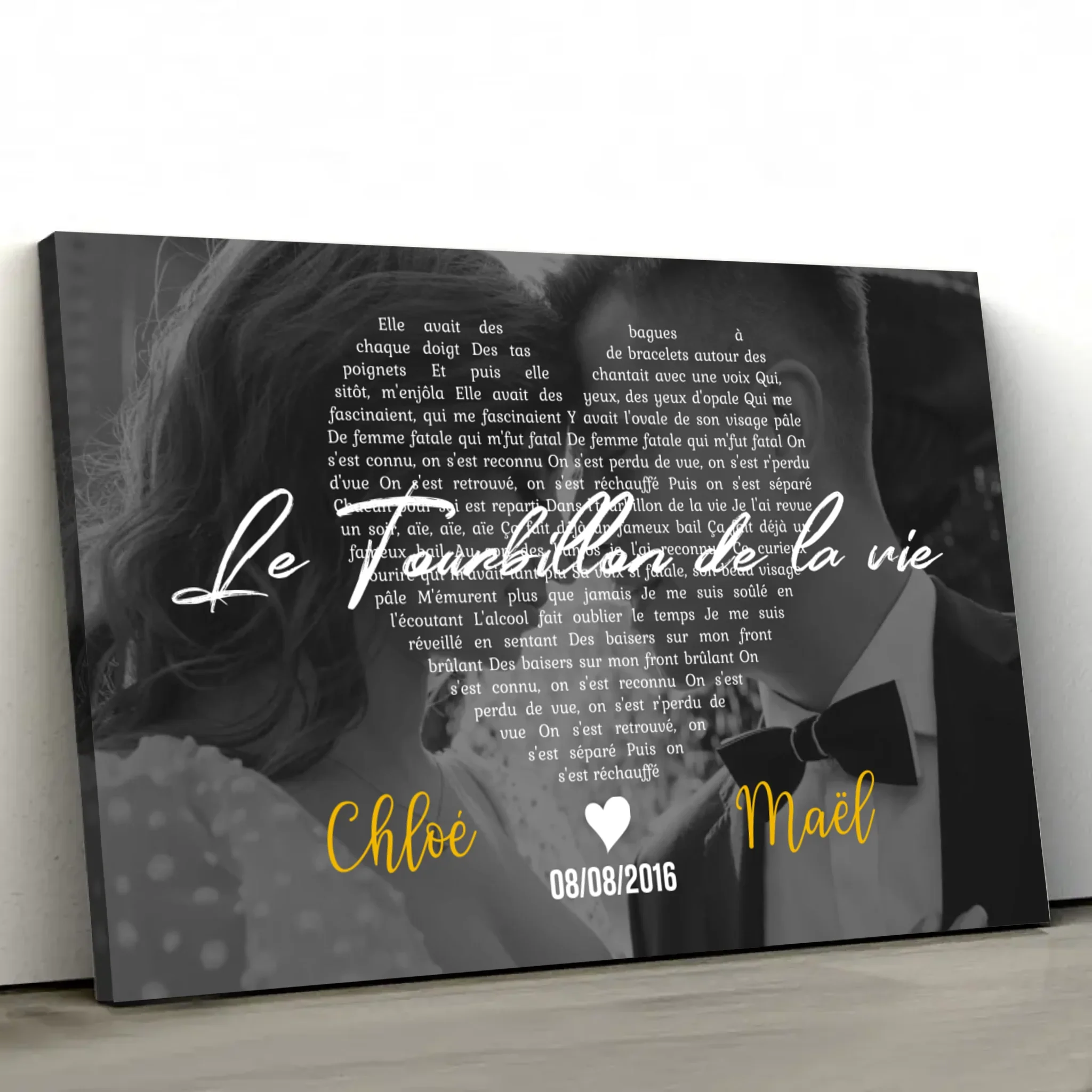 Toile personnalisée – Paroles de chanson en noir et blanc en forme de cœur - Image 2